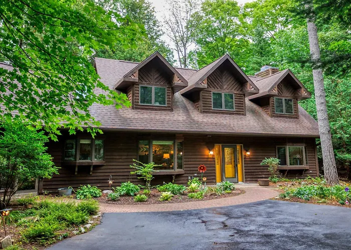 Asher Manor By Simple Life Rentals