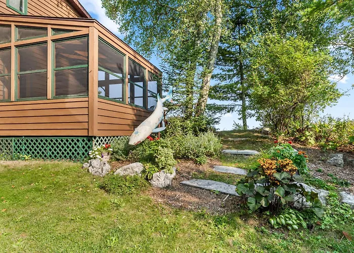 Lily Bay Lodge By Simple Life Rentals