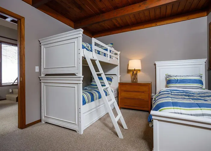 Owls Nest By Simple Life Rentals