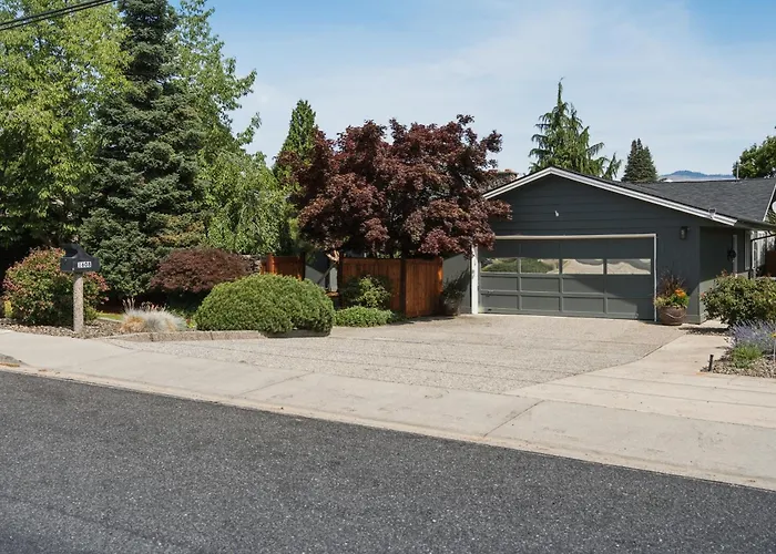 Summer Fun Wenatchee Home