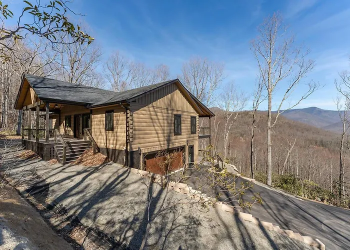 Luxury Log Cabin With Lake View
