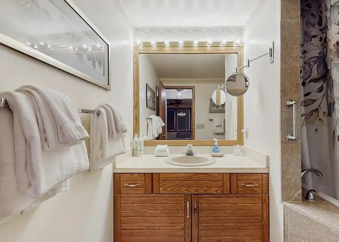 Ski & Tee Boyne Highlands Townhouse