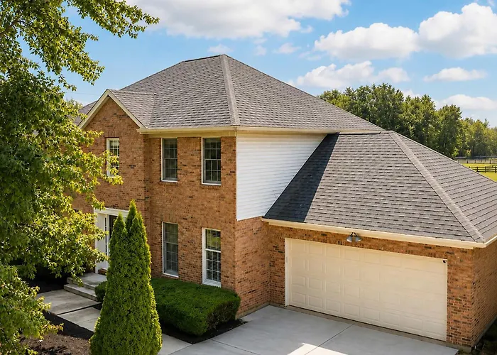 Near Kings Island, 5Br Family Retreat, Sleeps 10