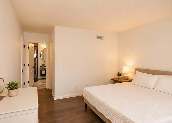 Near Kings Island, 5Br Family Retreat, Sleeps 10