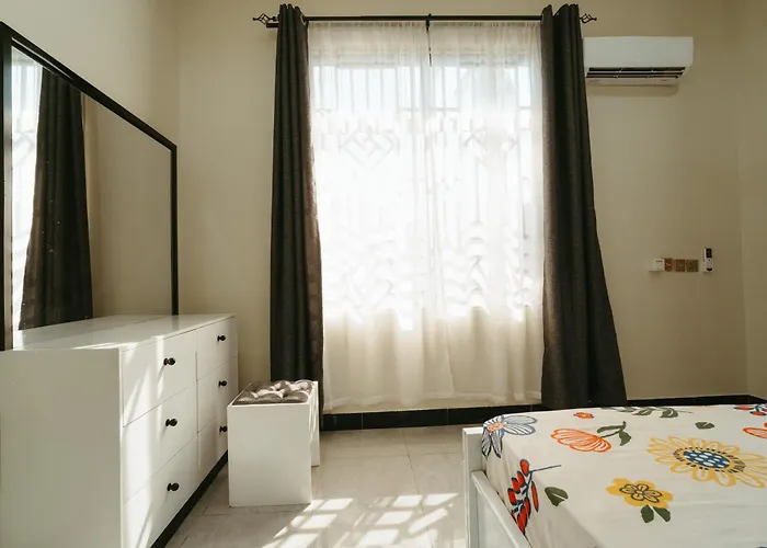 Adizo House - Beach Close - Ac - Wifi - Washingmachine
