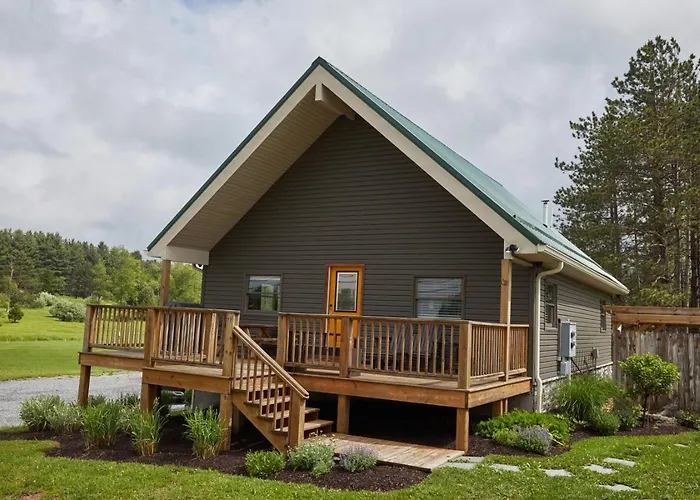 The Barton House - Luxury Mountain Chalet