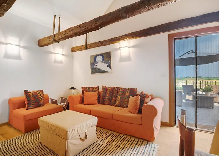 Cozy Country Loft Oleandro