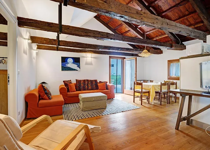 Cozy Country Loft Oleandro