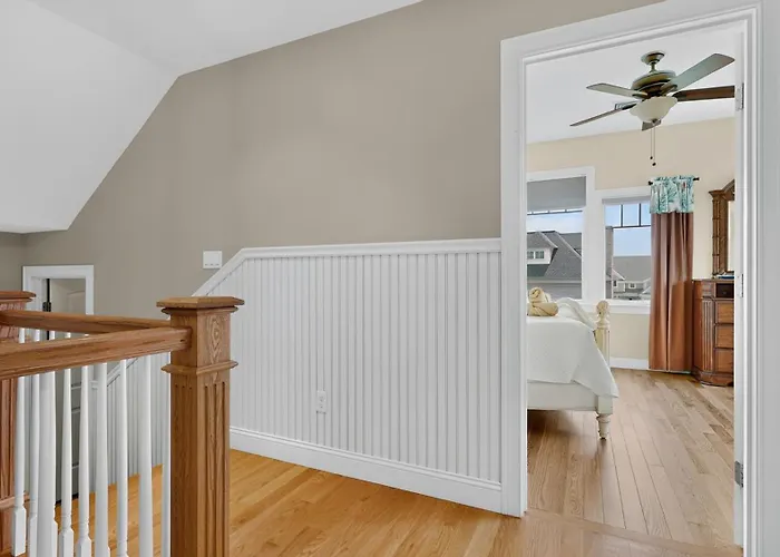 Sea Breeze By Bayley Vacation Rentals