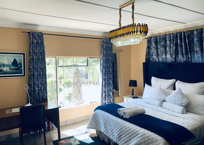 Uphondo Lodge