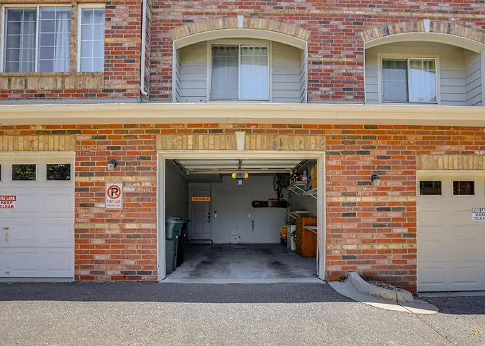 Wfh Setup & Garage Parking! Modern Denver Condo
