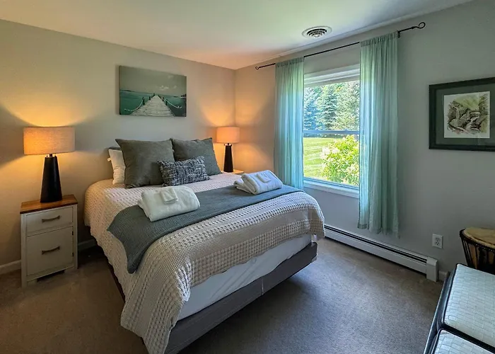Explore + Relax: Gem Near Watkins State Park Gorge