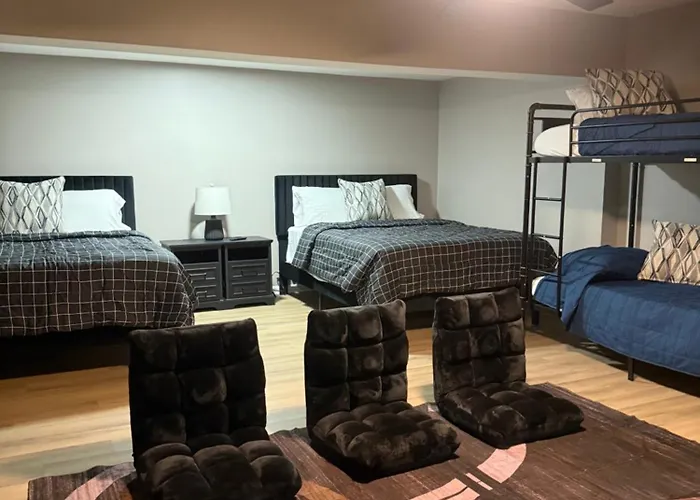 Ted'S Place, R'Ham'S Premiere Home Away From Home!