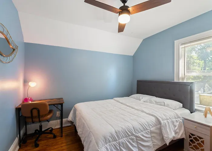 3 Bedroom 1 King 2 Queen Beautiful Entire Home Near Strong Memorial Hospital,Highland Park,Uni Of Rochester