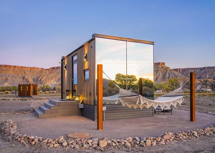 Upscale Desert Stay Near Capitol Reef