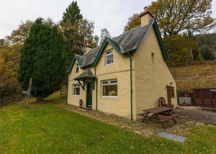 3 Bed In Pitlochry Oc-Ca191