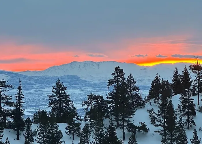Tahoe Village Condo In Stateline With Mountain Views Sleeps 4