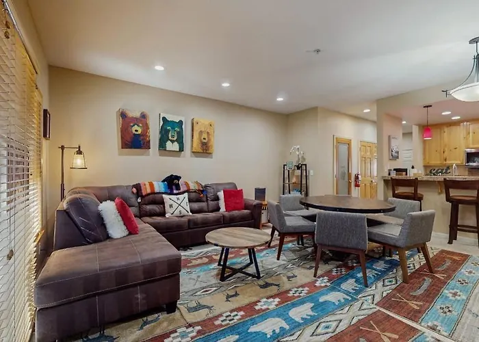 Updated Condo Near Ski Resort With Heated Pool Hot Tub Fireplace Balcony W&D