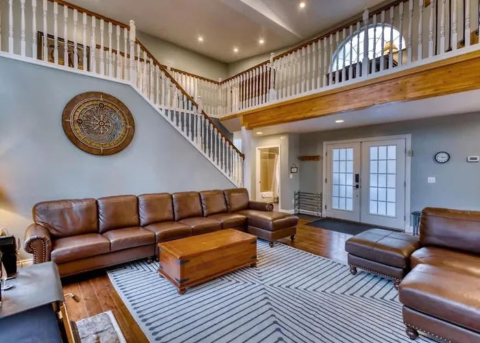 Reunion House Downstairs Hot Tub 2Br 2Ba