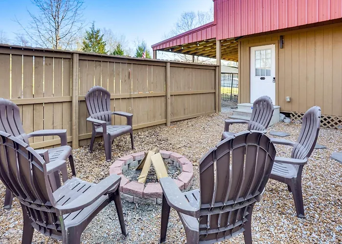 Gilbertsville Hideaway: 1 Mi To Lake!