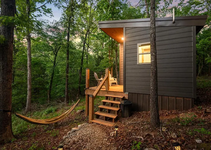 Cozy Ozark Cottage Near Spring River