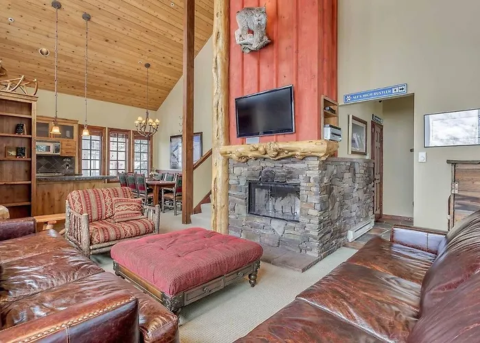 High End Alta Townhouse With Hot Tub