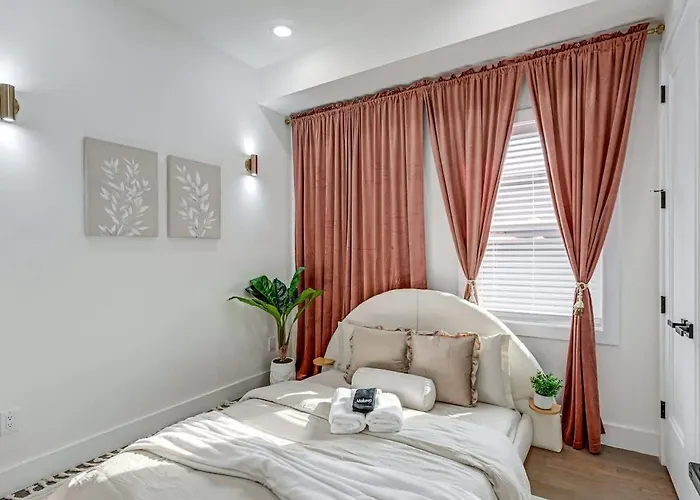 Luxury Rooftop Retreat Near Nyc Ewr Metlife