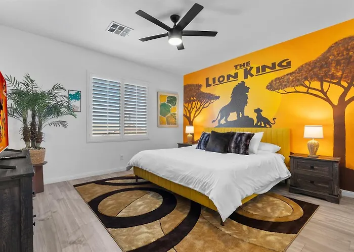 New-5Bdrm-All King Beds-Heated Pool-Vegas Theme