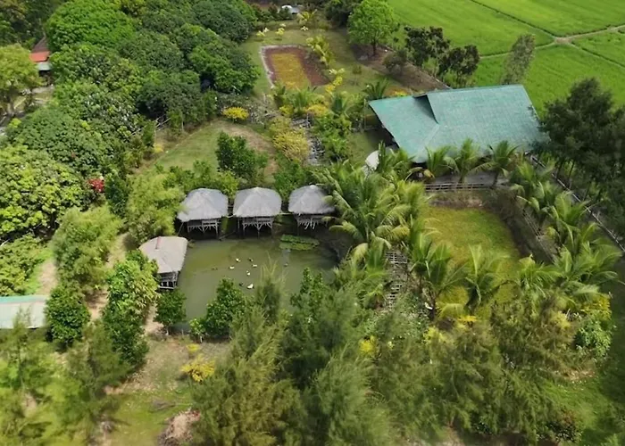 Balai Taltalon Nature Resort Villa, Guest Wing, And Pool