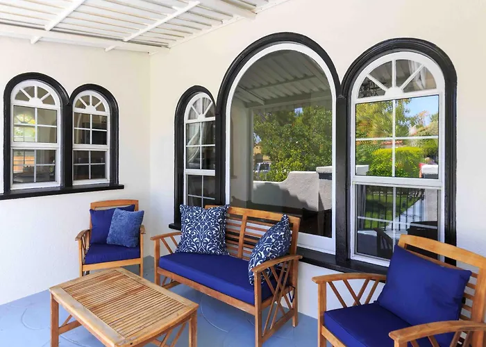 Tranquil Oasis! Affordable Comfort In Glendale
