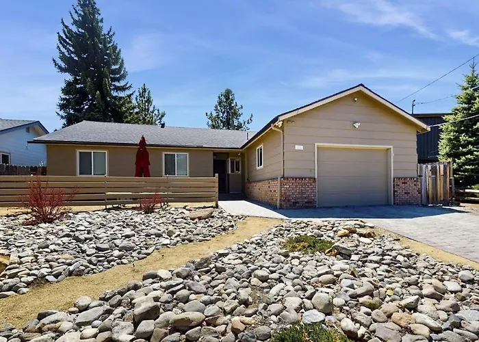 Edgewood Retreat - Hot Tub Golf Course Views & Walk To Stateline