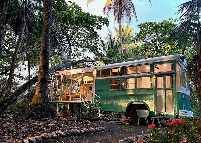 Unique Stay Fancy Beach Front Bus, Ac, King