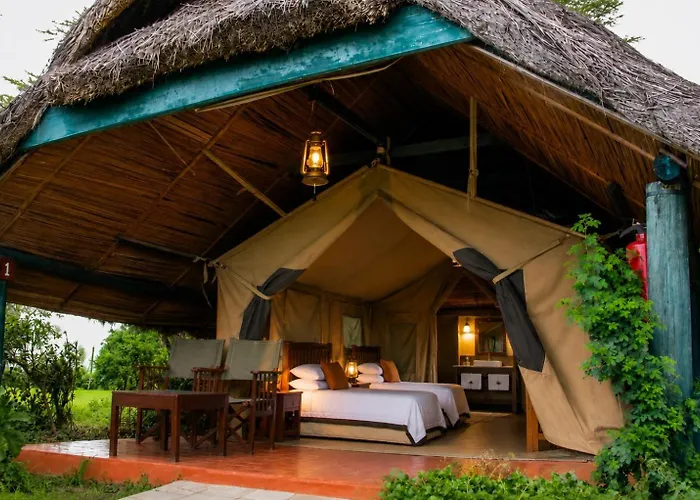 Sweetwaters Serena Camp