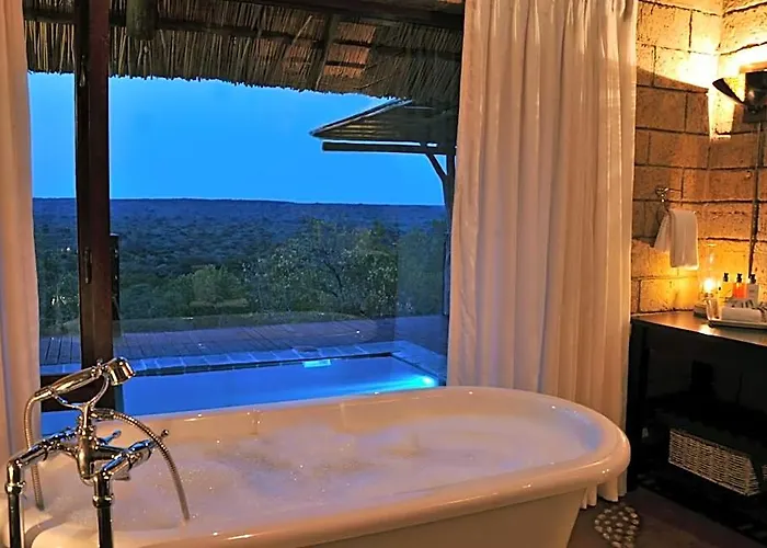 Zwahili Private Game Lodge & Spa
