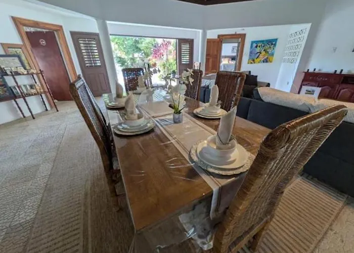 Reef Winds Villa