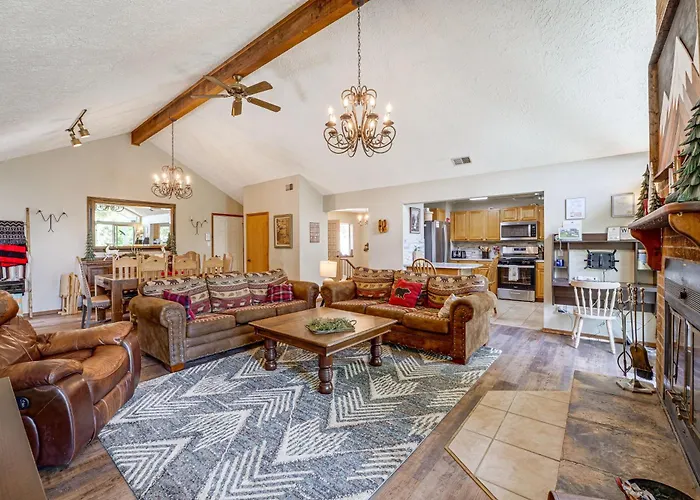 Expansive Angel Fire Home W/ Indoor Hot Tub!