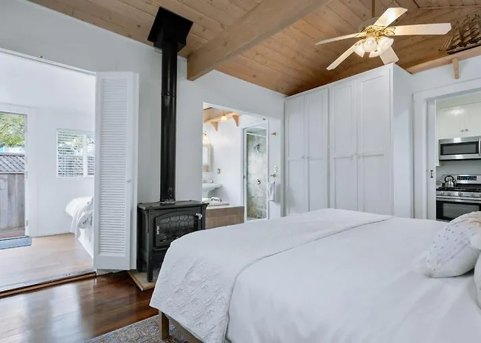Santa Barbara Beach Cottage