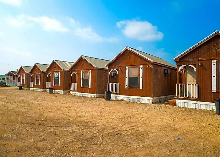 Grand Eagle Ford Lodge & Rv Park