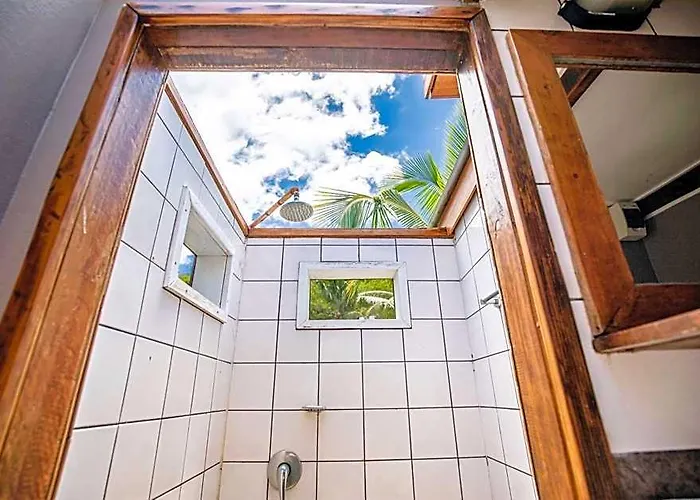 Barefoot Kuata Island Resort