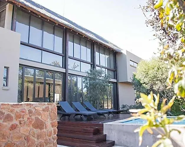 Kuwisa Lodge