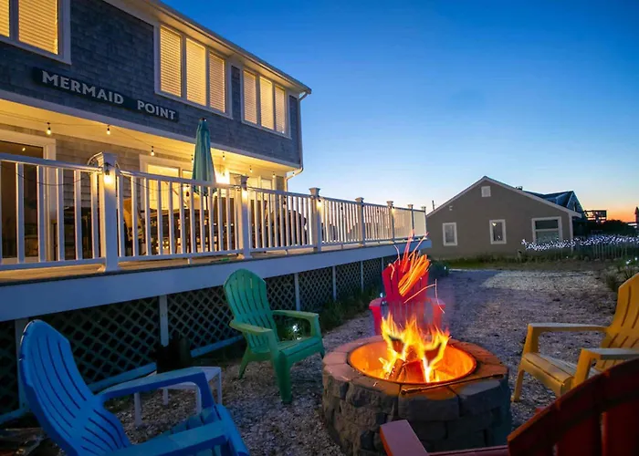 Oceanfront Cape Cod House By Rock Properties