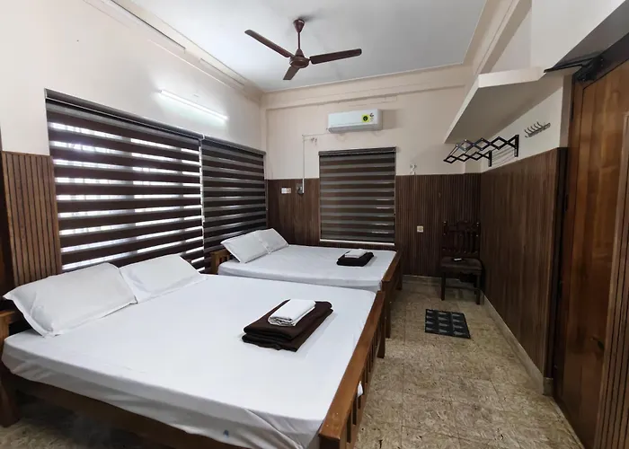 Sreevalsam Guest House