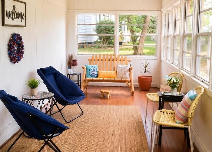 Thomaston Getaway Sleeps 10 Family Friendly Retreat Near Downtown Wedding Venues