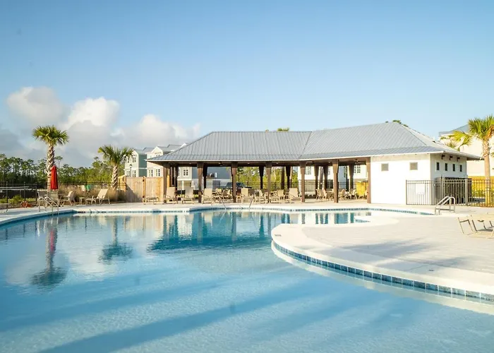 ~Spacious Home Near Beach W/ Game Room And Community Pool~