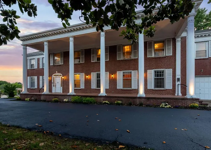 Historic Mansion-Blushing Rose