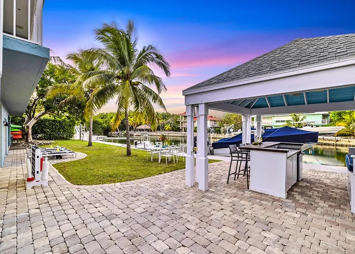 Waterfront Ocean Access Canal Kamp Key Homes