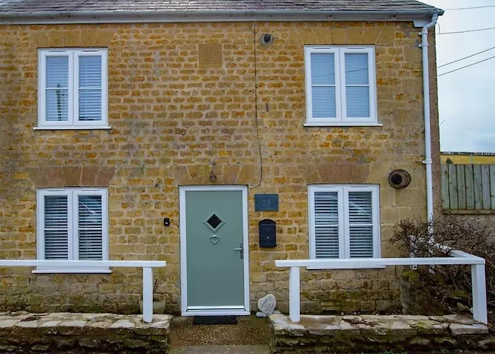 Luxury Dorset Cottage 15 Mins To Jurassic Coast, Walk To Beaminster