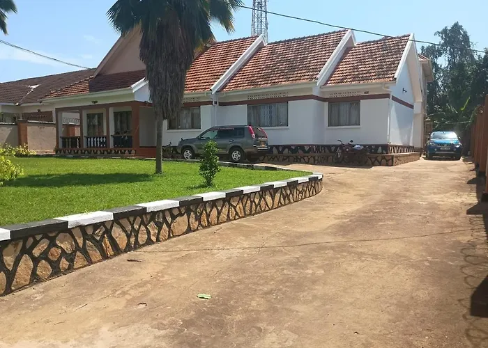 Traditional Family Holiday Home In Bunga, Kampala Uganda