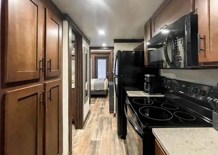Gorgeous Cabin With Hot-Tub And Games In Monteagle, Tennessee