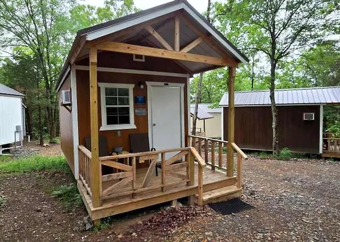 Secluded Accessible Cabin For Quiet Nature Escapes In Mena, Arkansas